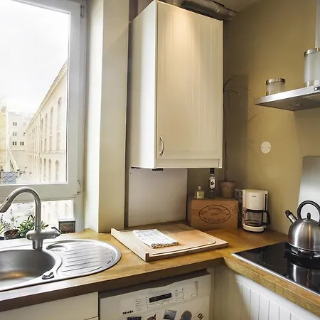 Folie Mericourt Apartamento *